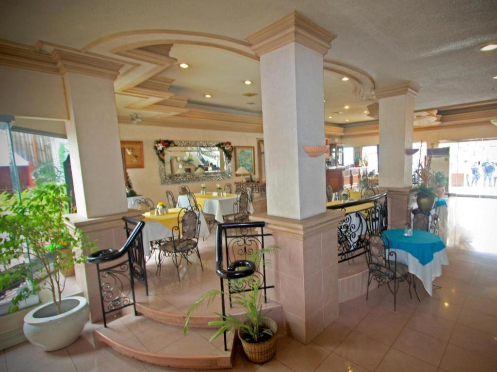 Hotel Galleria Davao Zewnętrze zdjęcie
