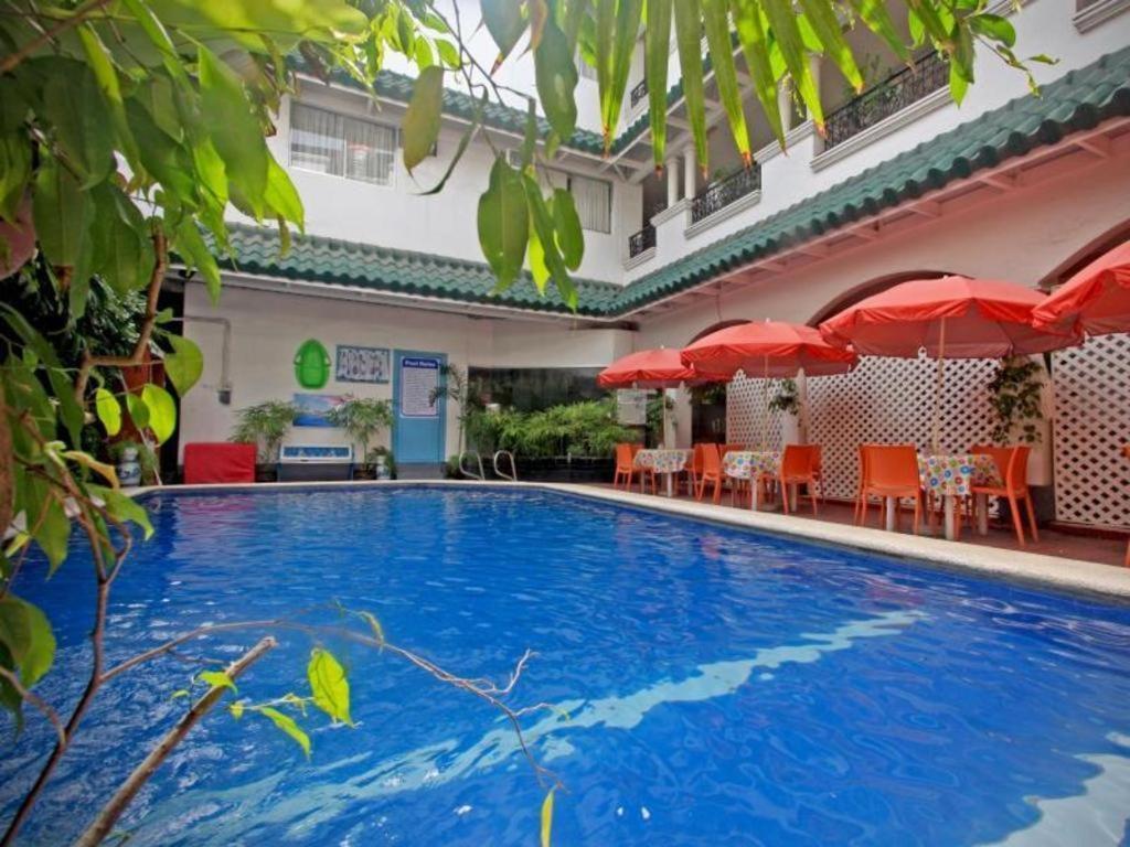 Hotel Galleria Davao Zewnętrze zdjęcie