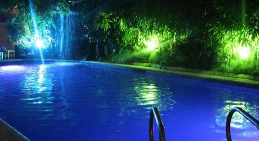Hotel Galleria Davao Zewnętrze zdjęcie