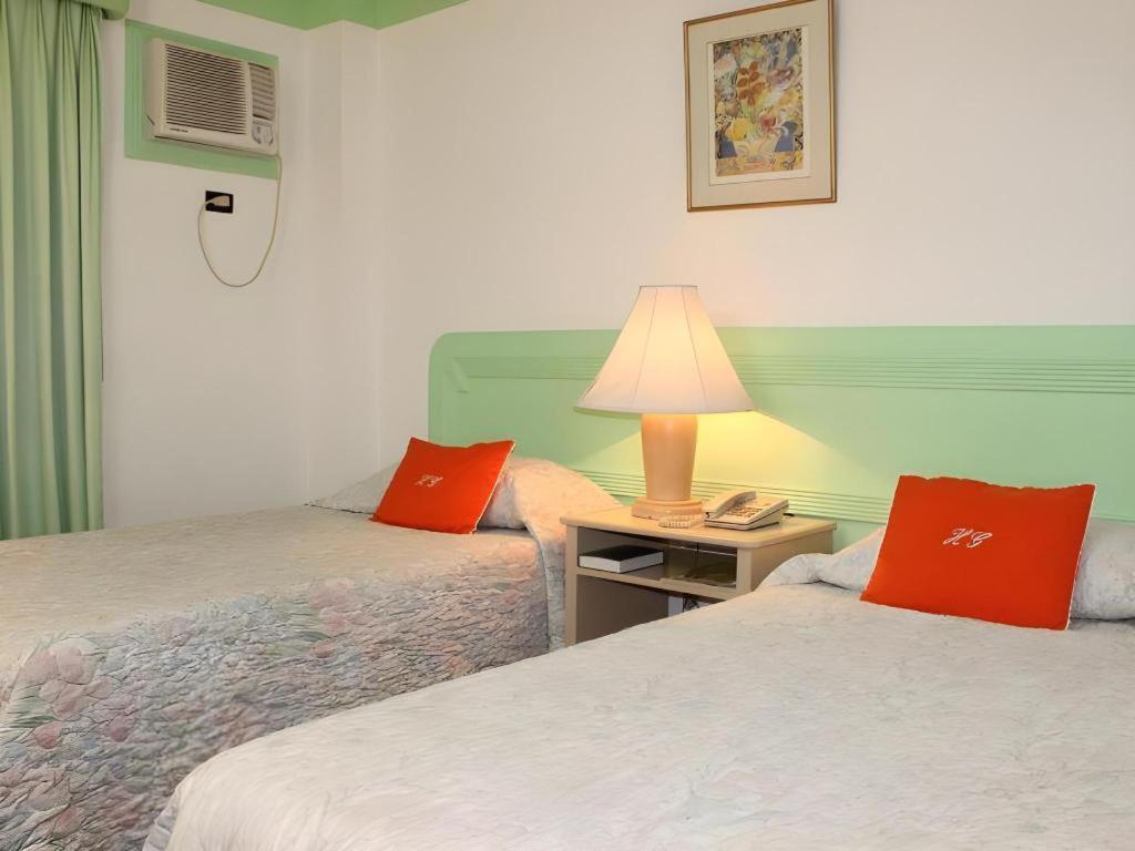 Hotel Galleria Davao Zewnętrze zdjęcie