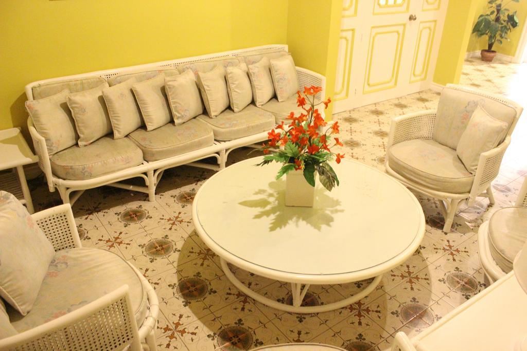 Hotel Galleria Davao Zewnętrze zdjęcie